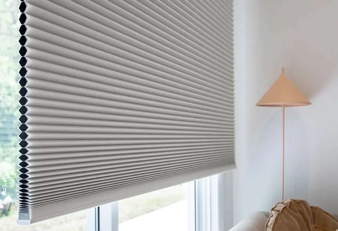 What Type of Blinds Is Best For The Blackout? Honeycomb or Cellular Blinds